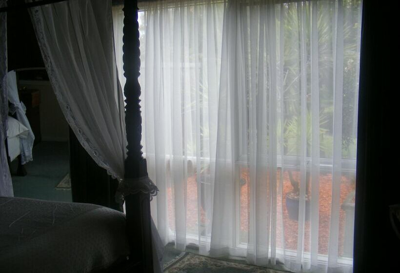 자쿠지 스위트, Weeroona Bed And Breakfast