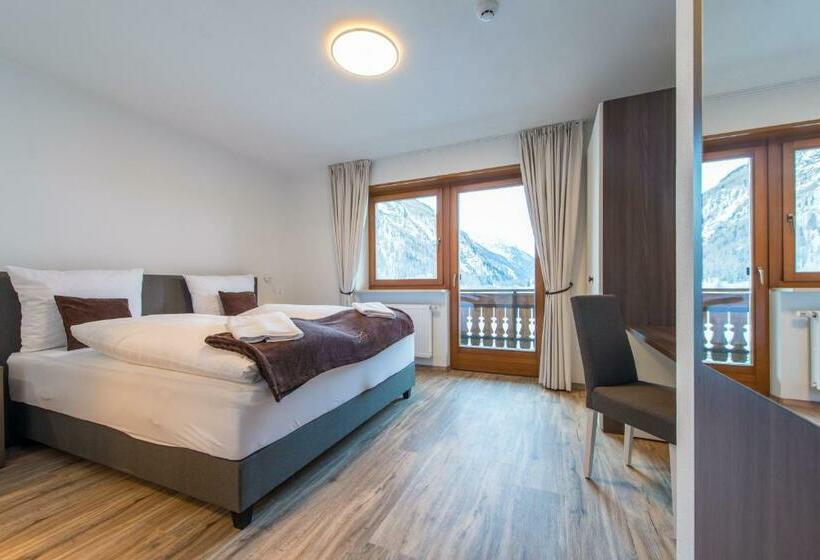 Quarto Estandar, Bacher