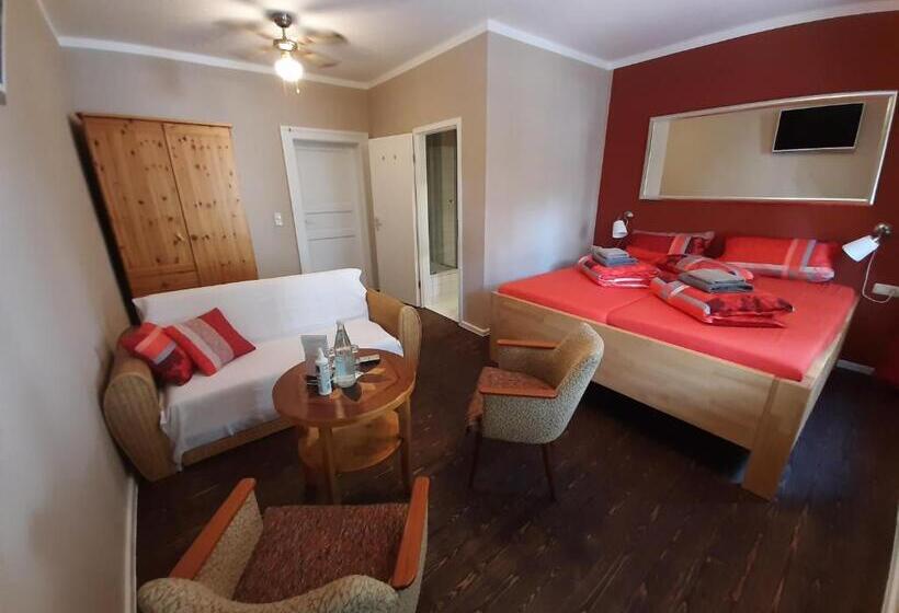 Номер Deluxe, Pension Havana Club