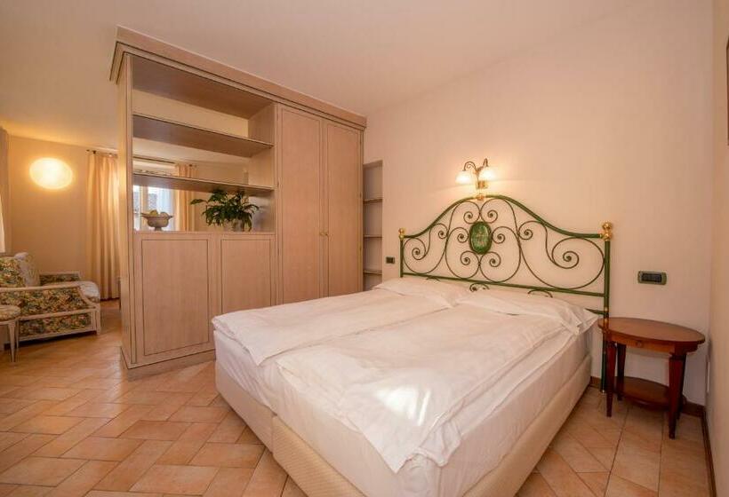 Студия Стандарт, Residence La Limonera