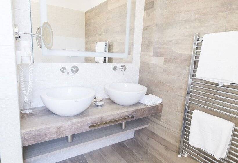 اتاق سوپریور, Terme Formentin