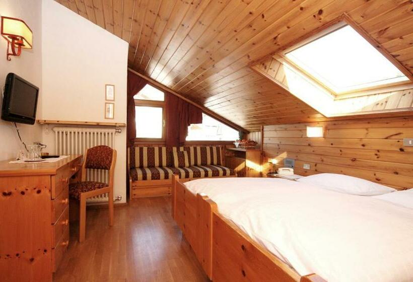 Номер Стандарт Трехместный, Park Hotel Villa Trunka Lunka