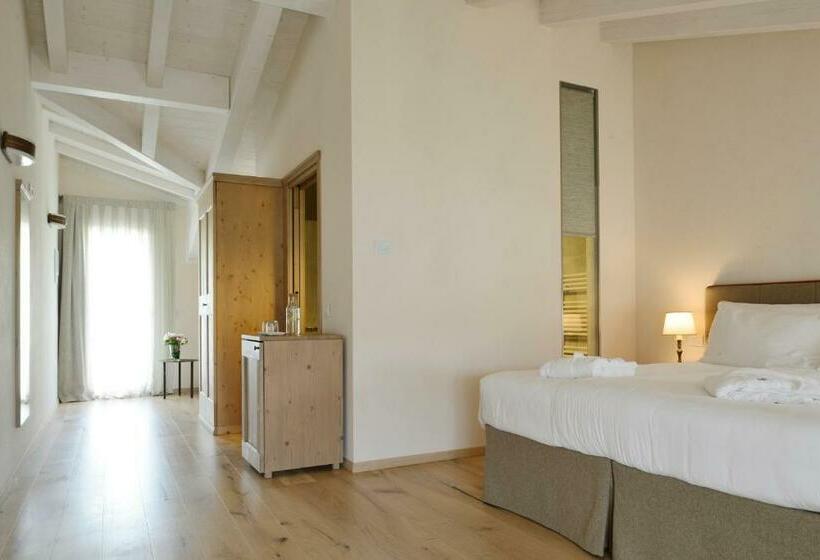 Полулюкс, Relais Rossar Boutique Hotel Garda & Hills