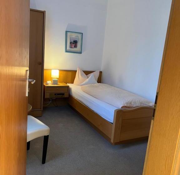 Номер Стандарт Трехместный, Sevda S Hotel Garni Weinforth