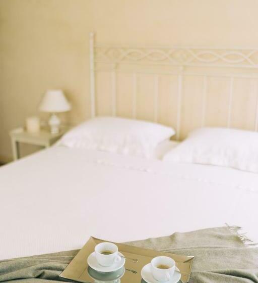 デラックスルーム, Nontiscordardimé B&b Villa Agriturismo