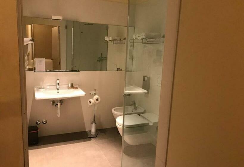 Номер Стандарт, Relais Del Borgo Hotel & Spa 4 Stelle