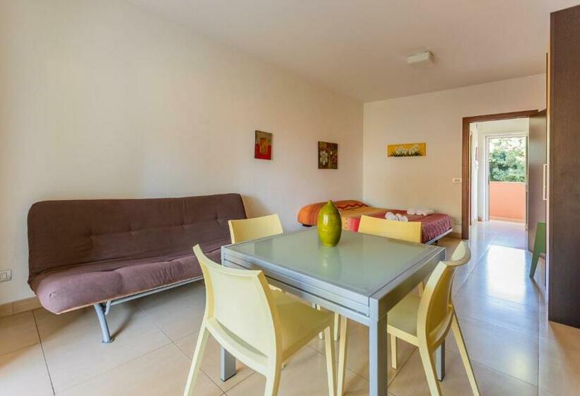 استودیوی استاندارد, Portorosa Residence