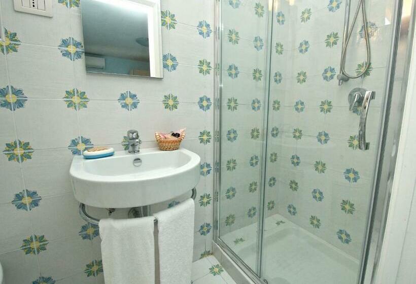 استودیوی استاندارد با چشم‌انداز دریا, Villa Casale Ravello Residence