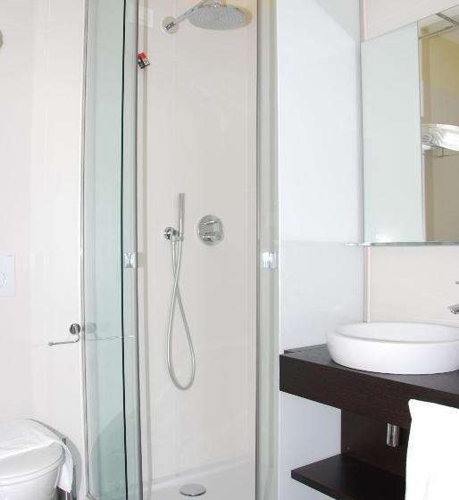 Номер Стандарт Трехместный, Relais Del Borgo Hotel & Spa 4 Stelle