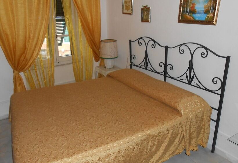 اتاق استاندارد یک نفره, Cinqueterre Holidays