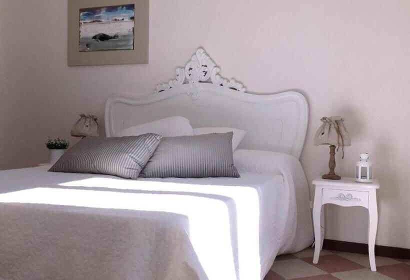 Comfort room with terrace, Villa San Fedele