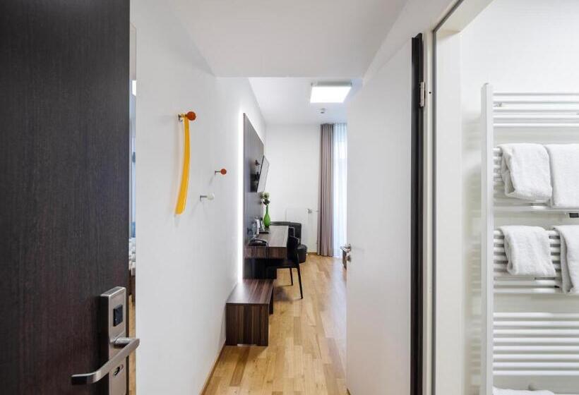 Номер Стандарт, Sevendays Hotel Boardinghouse