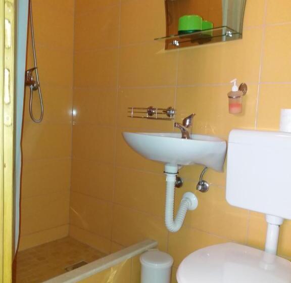 اتاق استاندارد, Apartment&rooms Globus Mostar