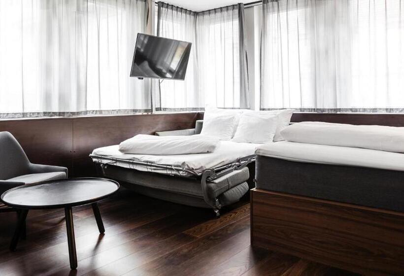 패밀리 룸, Best Western And