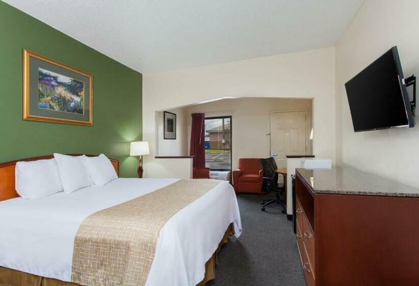 Люкс Кровать Кинг, Quality Inn Port Wentworth Savannah North