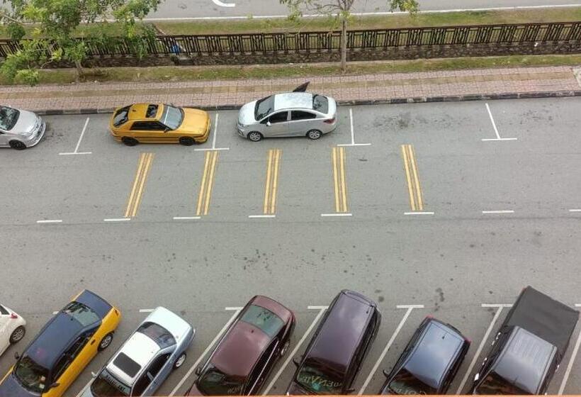 高级大房间, Golden View Nilai