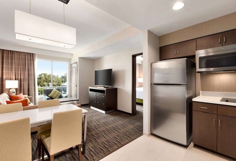 Люкс, Homewood Suites By Hilton Irvine John Wayne Airport
