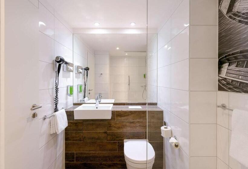 Люкс, Ibis Styles Tuebingen