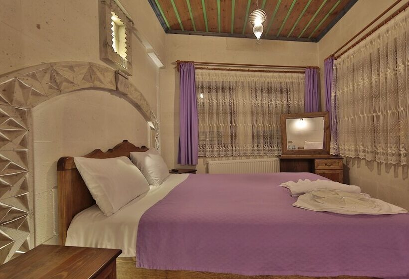 Трехместный Номер Deluxe, Relic House