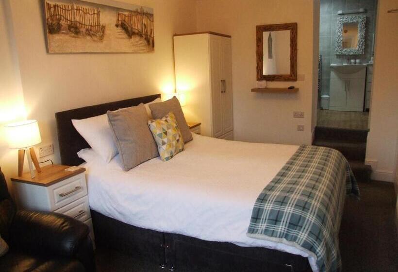 Стандартный Номер Кровать Кинг, Coach Guest House