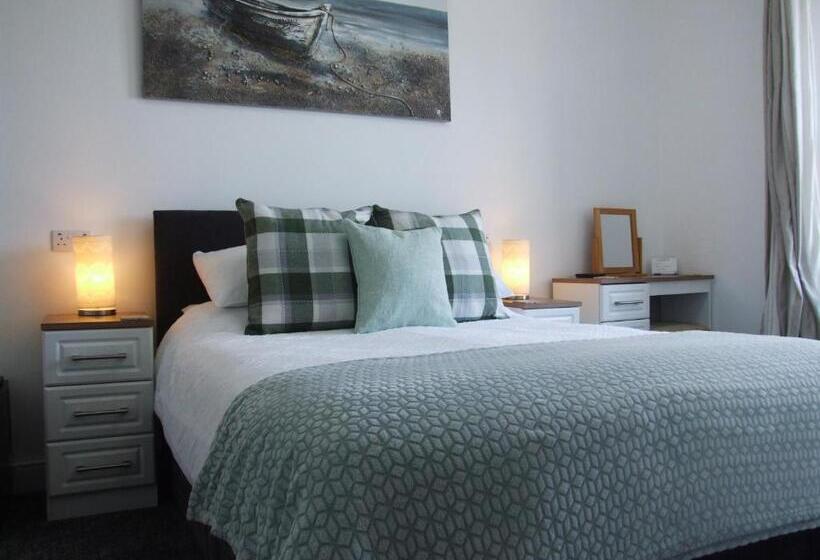 Номер Deluxe Кровать Кинг, Coach Guest House