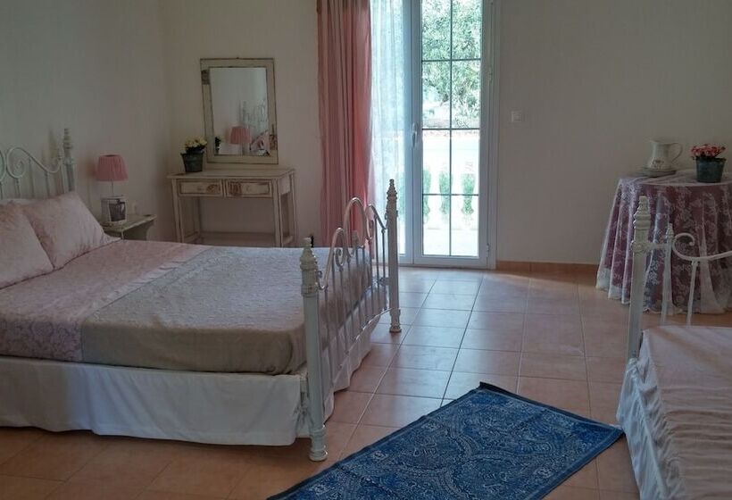 수피리어 스튜디오, Elaias Gi Residence