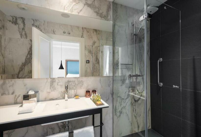 اتاق استاندارد با تخت بزرگ, Doubletree By Hilton Madrid  Prado