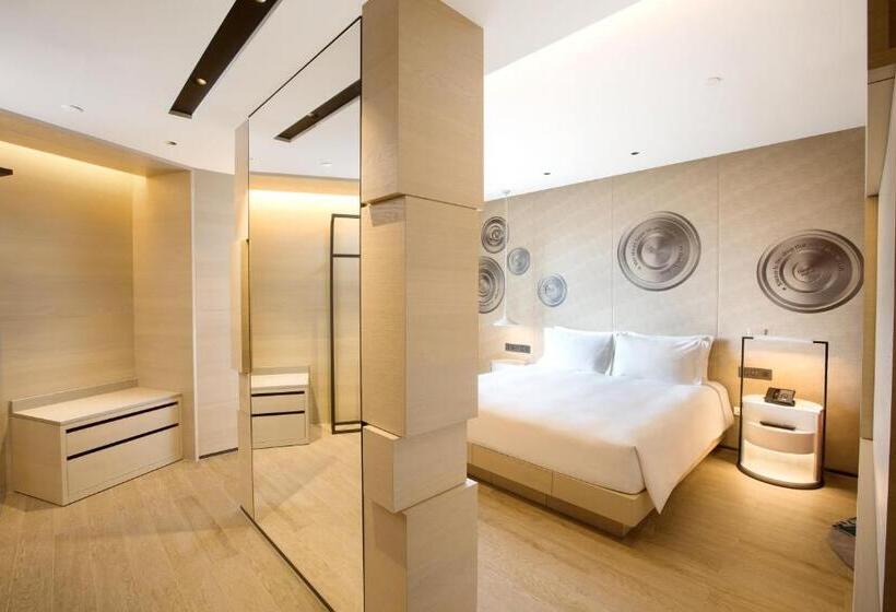 اتاق استاندارد با تخت بزرگ, Indigo Kaohsiung Central Park, An Ihg