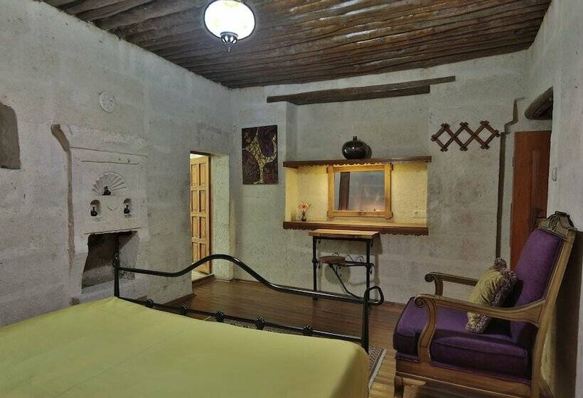 Quarto Estandar, Lamihan Cave
