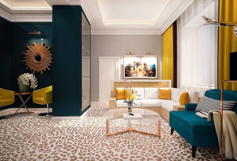 سوییت, Mirax Sapphire Boutique
