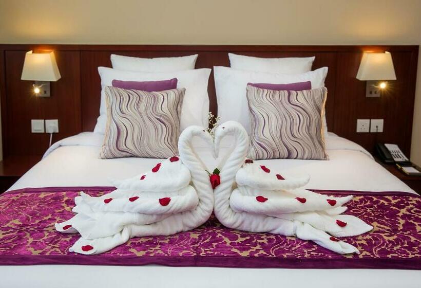 Классический Номер Вид на Море, V Hotel Fujairah