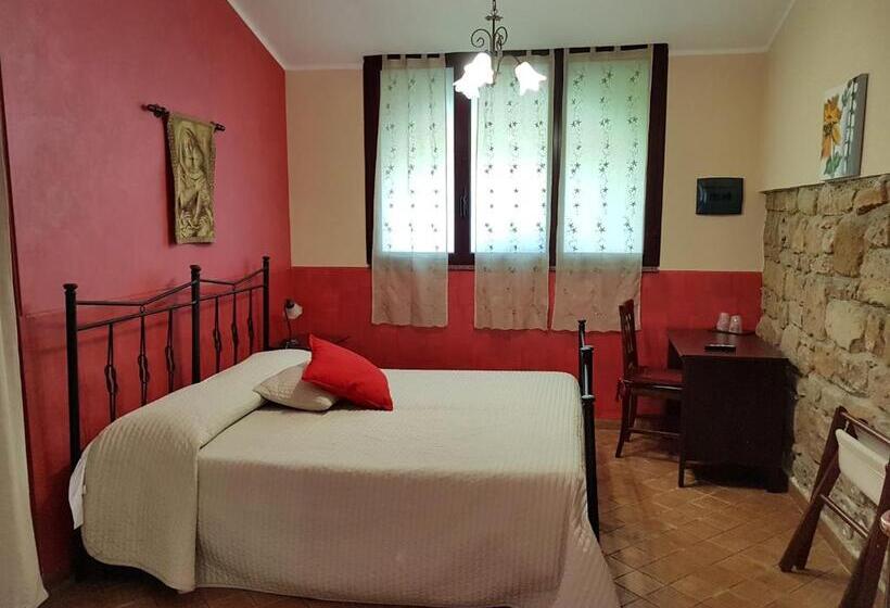 스탠다드 룸 풀장 전망, Agriturismo Il Drago
