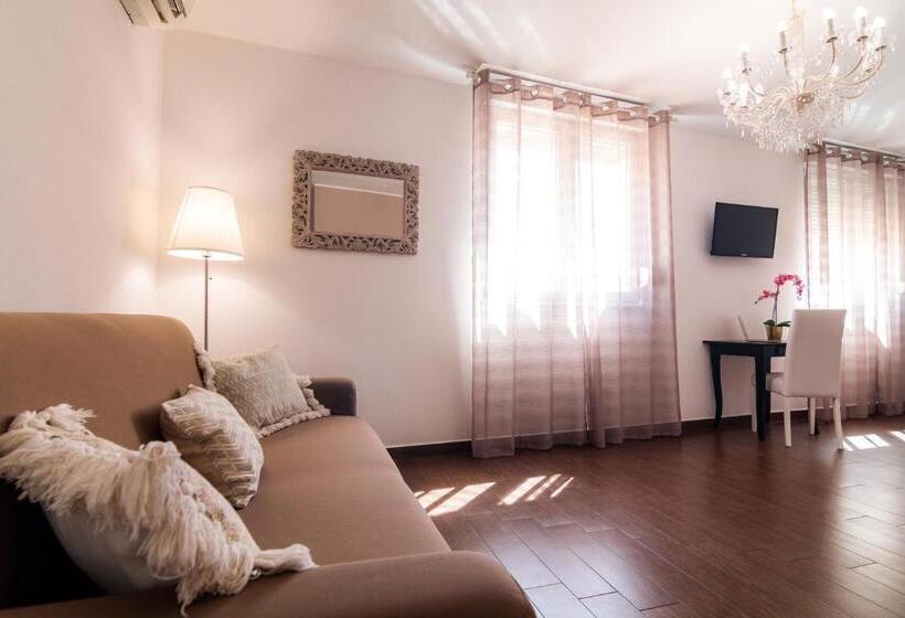 小型套房, Arcobaleno Suites