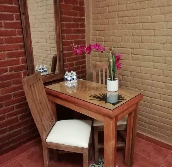 Quarto Estandar, Suites Portal San ángel