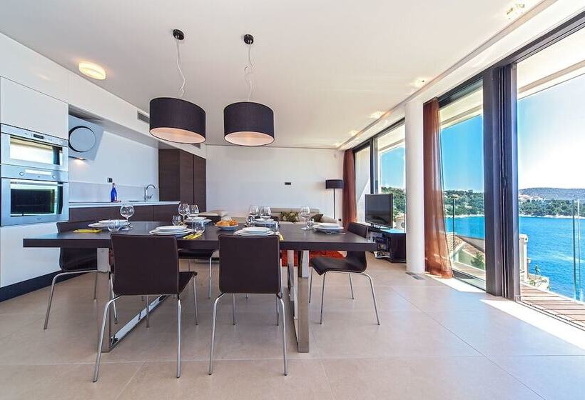 2 Bedroom Apartment Side Sea View, Golden Rays Luxury Apartments