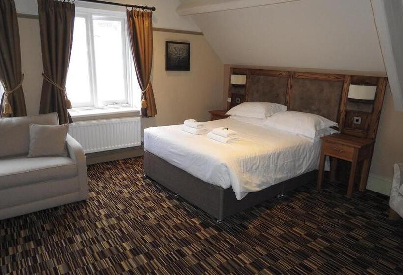 Quarto Familiar Superior, The Dolphin