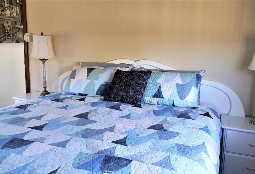 빌라 침실 1개, Must Love Dogs B&b & Self Contained Cottage
