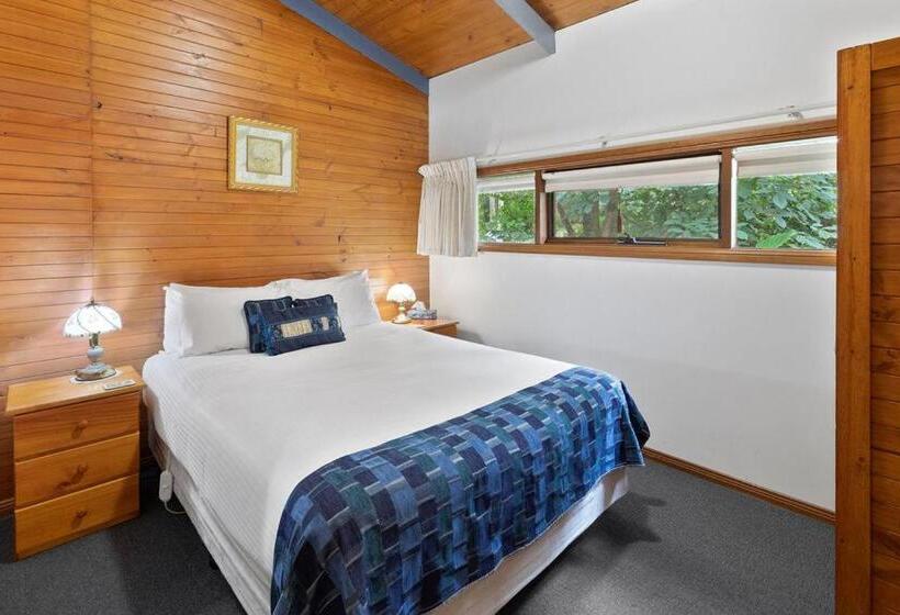샬레, Clarendon Chalets