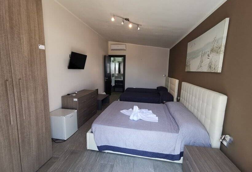 Четырехместный Номер Стандарт, Samanà Bed