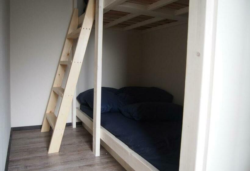 חדר אקונומי, 328 Hostel & Lounge