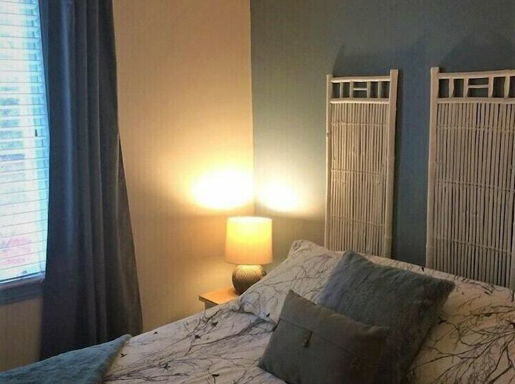 スタンダードルーム, Au Saut Du Lit