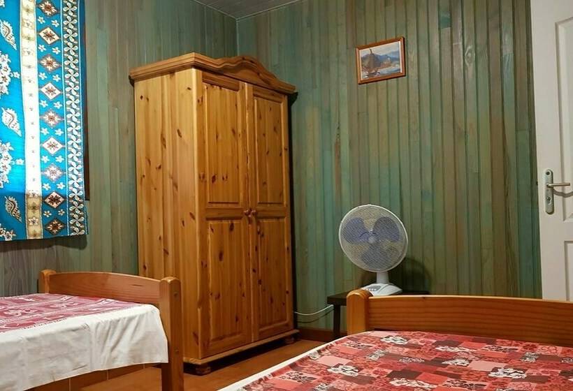 اتاق استاندارد, Moorea Surf Inn