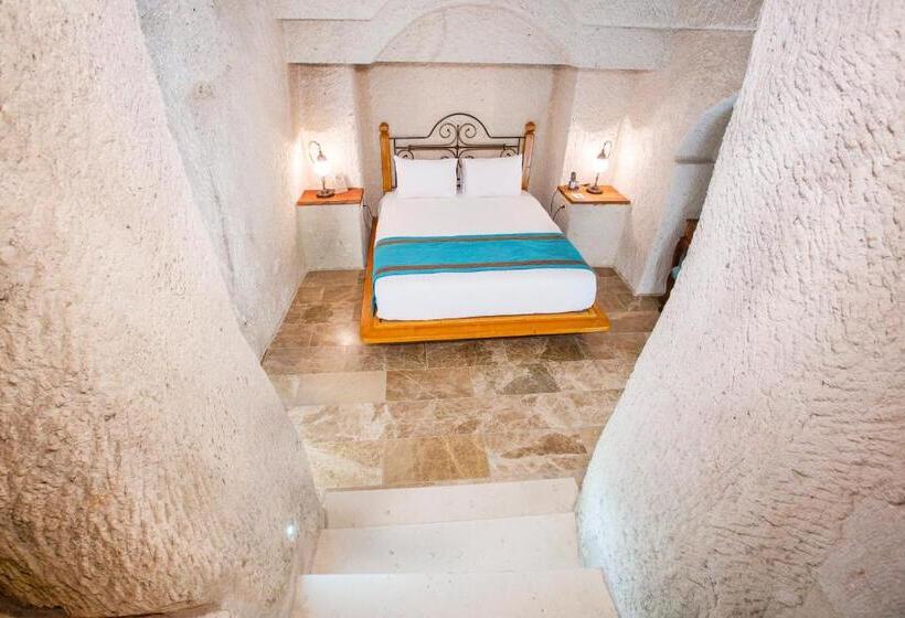 سوئیت راحتی, Imperial Cave Suites & Spa
