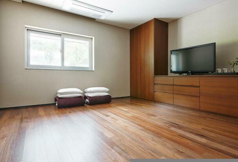 Вилла 1 Спальня, The Suites Hotel Namwon