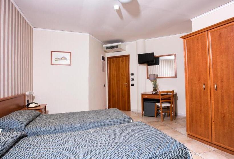 Номер Стандарт, Villa Serena