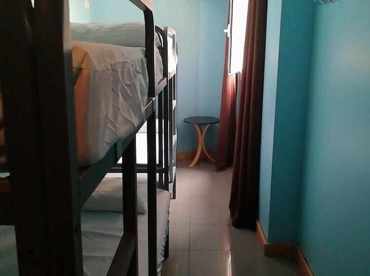 Номер Basic, Galaxy Star Hostel Barcelona