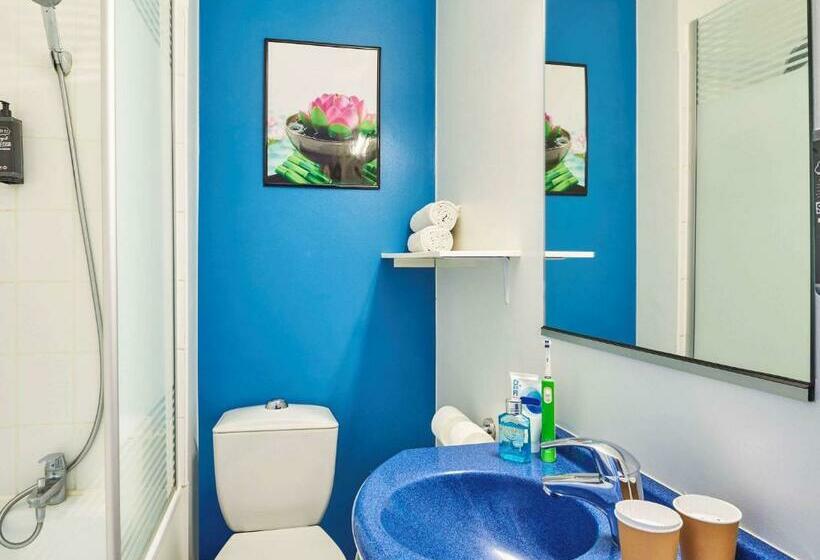 Номер Стандарт, Ibis Budget Versailles Coignieres
