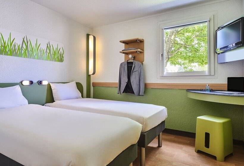 Номер Стандарт, Ibis Budget Versailles Coignieres