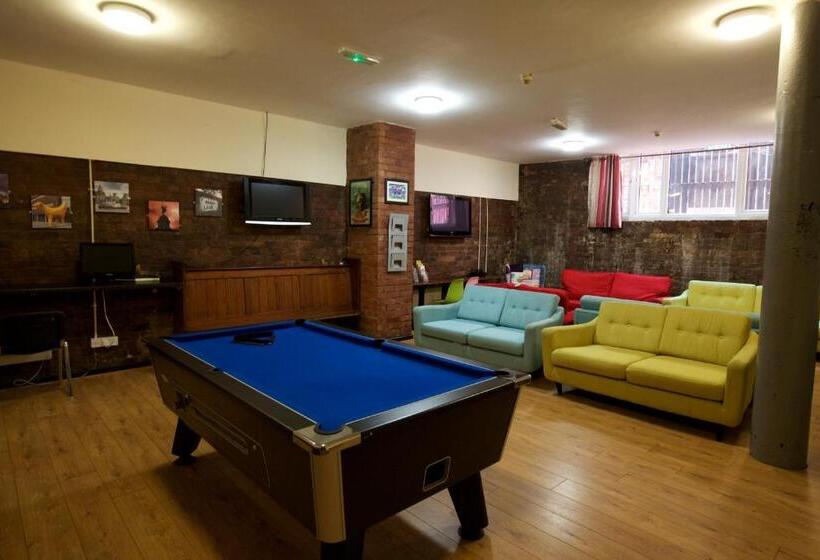 Номер Стандарт Трехместный, International Inn