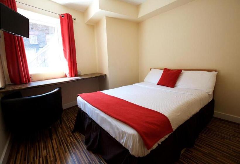 Номер Стандарт Трехместный, International Inn